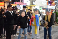 박정희 37주기, 부산에선 박근혜 하야 외침 터져나와