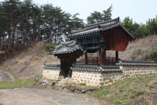 청탁, 부정부패, 봐주기 없어 특권층 미움샀던 선비