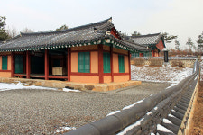 68세 노인이 활을 쏘았다, 죽을 때까지 적장을 꾸짖었다