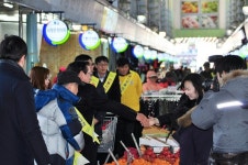 [모이] 설날 앞둔 경기 광주 경안전통시장 풍경