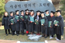 이 할머니는 편지를 쓰기까지 88년이 걸렸다