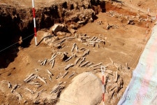 진주 용산고개 민간인 학살지, 확인사살까지 당했다