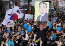 문제의 그곳 다시 선 문재인, 이번에는?