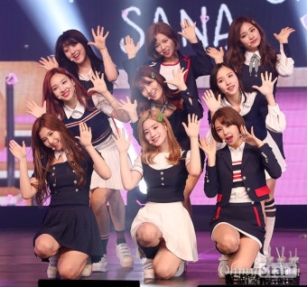 트와이스 신곡은 박진영 작품... 그는 왜 '특별주문'까지 했나