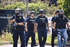 총 쏘지 마세요! 저는 소방대원입니다