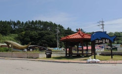 홍어로 유명한 흑산도에 웬 고래공원?