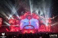 해 뜰 때까지 논다, 인천문학경기장을 12시간 동안 울린 소리