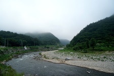 여름 휴가, 패러글라이딩과 시원한 경치 있는 이곳 어떨까요?