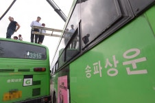 [사진] 재개발지역 송파상운 차고지 강제철거, 협상 타결