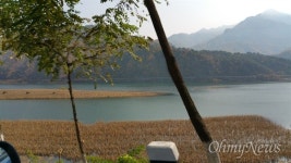 북한에서 휘발유 살 때 필요한 이것