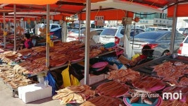 고흥 녹동항에 내걸린 이색 추석 현수막