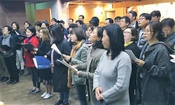 노래로 저항한 40년, 추억의 메아리 다시 듣고 싶다면