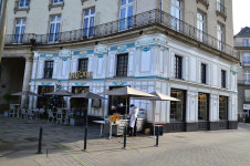 백년 넘는 역사의 레스토랑과 매미는 무슨 관계?