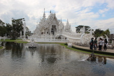 건너기만 하면 욕망을 씻어준다는 다리