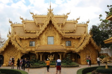 건너기만 하면 욕망을 씻어준다는 다리