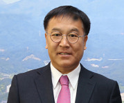 민주 강원도당 김진하 양양군수, 선거에 군정 이용 말라