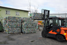 성남시, 폐플라스틱 등 직접 수거로 쓰레기 대란 피했다