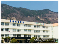 1년 쉬어가기, 창원자유학교 개교하다