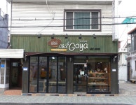 동네 빵집에서 시원한 맥주 한 잔, 요즘 대세는 빵맥 
