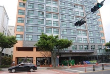 문대림 제주지사 후보가 부동산개발회사 임원... 도대체 어떻게?