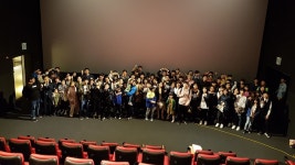 전교생이 부모와 함께 영화 관람한 시골 중학교