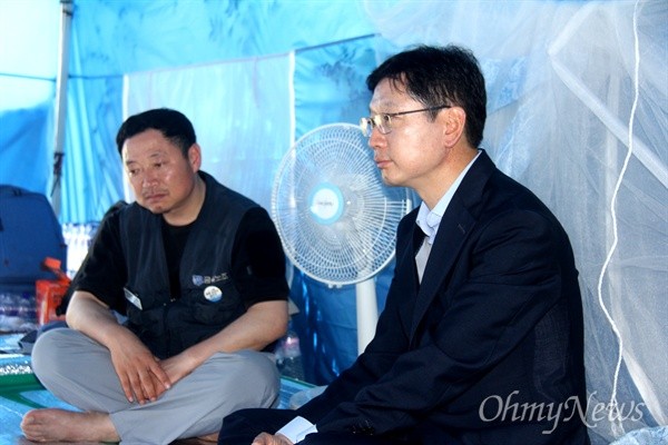김경수 전 지사, 윤석열 대통령 파면 촉구 단식 농성 돌입하여 압도적 탄핵 찬성 여론으로 무장해야 호소