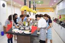 베트남 선생님께 직접 배우는 월남쌈은 달라요