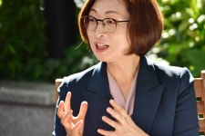 은수미 성남시장 국회의원 땐 외로웠다... 지금은 태풍에 잠 못 이루지만