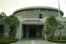 사육신만 기억하는 세상이 낳은 블랙코미디