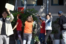 노조 조끼 벗고 공단길 트위스트 부른 이들의 사연