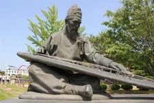 우륵과 신립에 권태응을 더하다