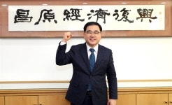 허성무 창원시장 축사 허가 세부 기준 마련해야