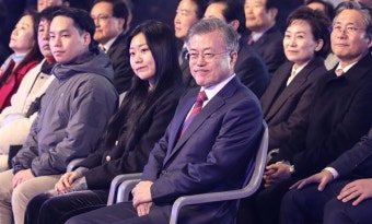문재인 대통령, 내일 자영업자·소상공인 만난다