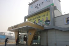 소멸위기라 해도... 이 농민들의 얼굴이 밝은 이유