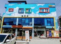청년 가득 청FULL몰, 절반 가까이 폐업