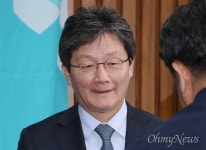 유승민 문 대통령, 신재민 전 사무관보다 못하단 말 들어서야