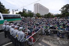 이건 사기다 현대중공업 기습 체육관 주총에 허탈