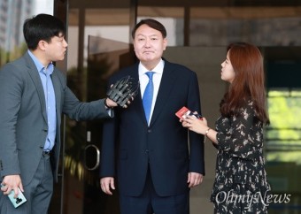 문재인 정부 '두 번째 검찰총장' 후보는 윤석열 지검장