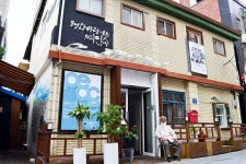 깡패 신부가 군산에 여인숙 차린 까닭