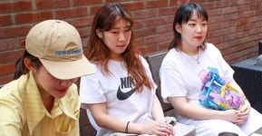 자매애로 뭉친 세 인디 아티스트, 진솔한 음악으로 다가오다