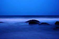 속초 밤바다엔 그리움이 있다