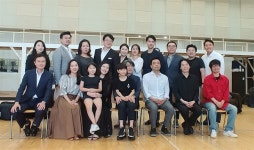 오페라에 담은 1945년... 이미 제 몸속에 있는 이야기