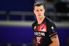 가빈 합류한 한국전력, 승점자판기는 이제 그만