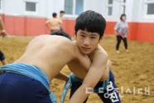 기지초 씨름부 전태웅 선수 전국씨름대회서 장사 2관왕