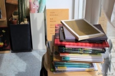 마을에서 어린이책을 즐기는 어른