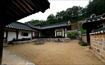 독립운동에 남녀 구별 없었으나, 예우는 달랐다