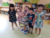 유치원에서 열린 책 축제... 아이들 반응은 기대 이상