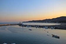 공중화장실 위에 전망대, 그 숨겨진 의도