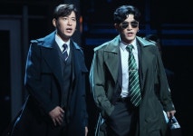 희대의 명작 영웅본색이 뮤지컬로... 마치 영화 같아
