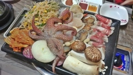 여수 돌문어삼합, 세상에 이런 멋진 조합은 없다